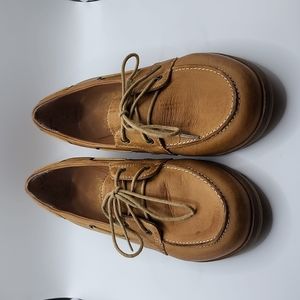 Crown Vintage tan leather size 7.5 boat deck shoes